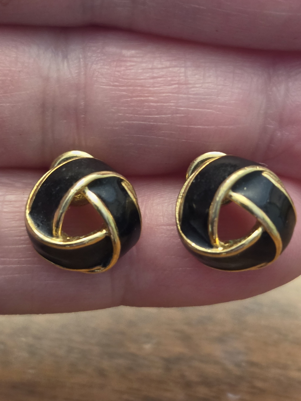 Vtg Monet Gold and Black Enamel Knot Earrings
